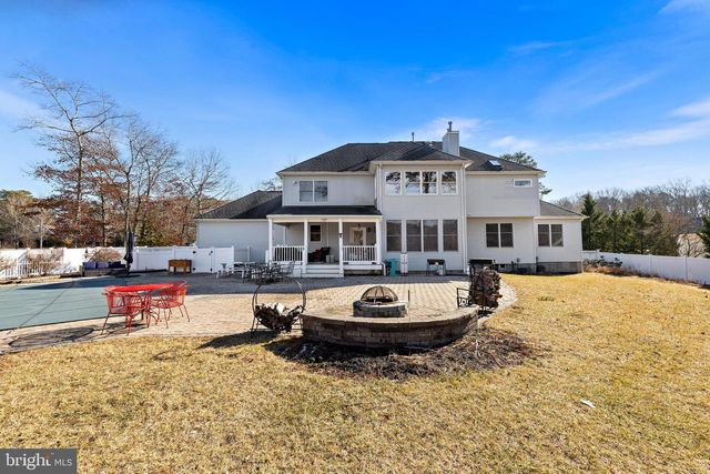 1090 RIDGE AVE, Manahawkin, NJ 08050