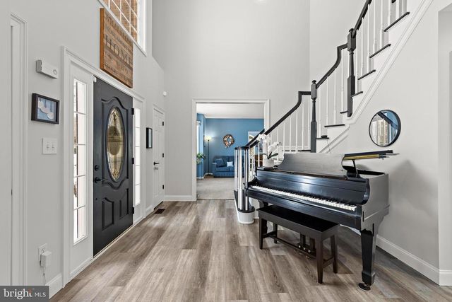 1090 RIDGE AVE, Manahawkin, NJ 08050