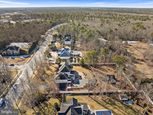 1090 RIDGE AVE, Manahawkin, NJ 08050