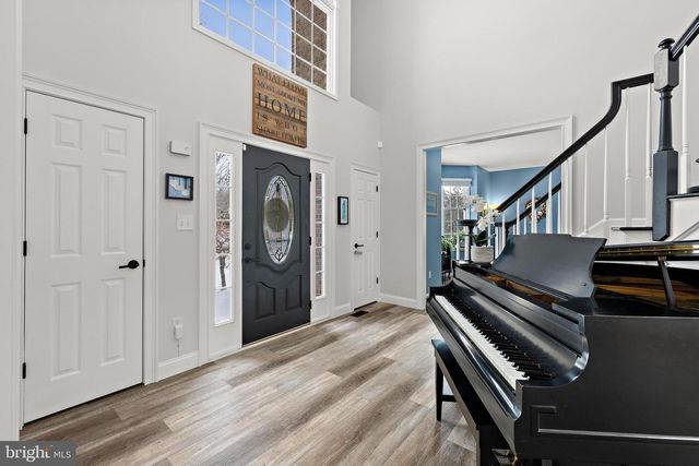 1090 RIDGE AVE, Manahawkin, NJ 08050