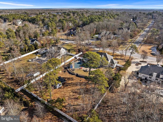 1090 RIDGE AVE, Manahawkin, NJ 08050