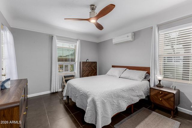 521 W WILSHIRE Drive, Phoenix, AZ 85003