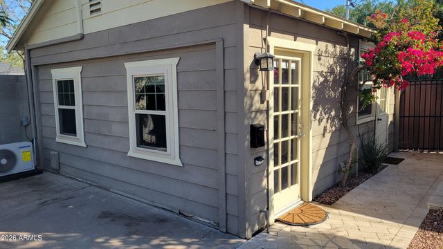 521 W WILSHIRE Drive, Phoenix, AZ 85003