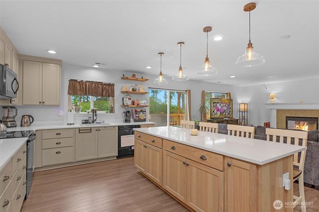 20232 47th Avenue E, Spanaway, WA 98387