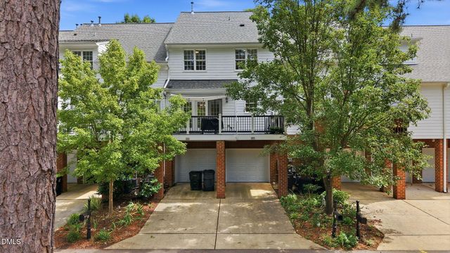 227 Kenmont Drive, Holly Springs, NC 27540