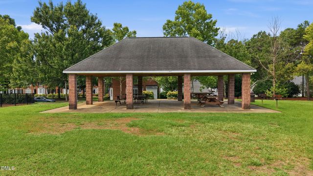 227 Kenmont Drive, Holly Springs, NC 27540