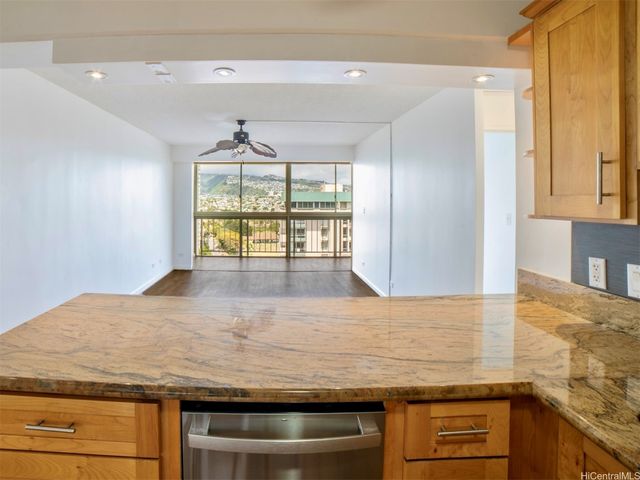 2575 Kuhio Avenue 1504, Honolulu, HI 96815