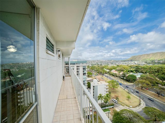 2575 Kuhio Avenue 1504, Honolulu, HI 96815