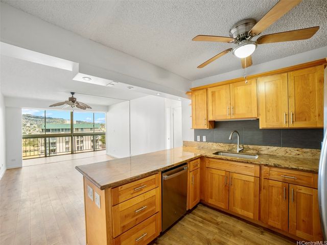 2575 Kuhio Avenue 1504, Honolulu, HI 96815