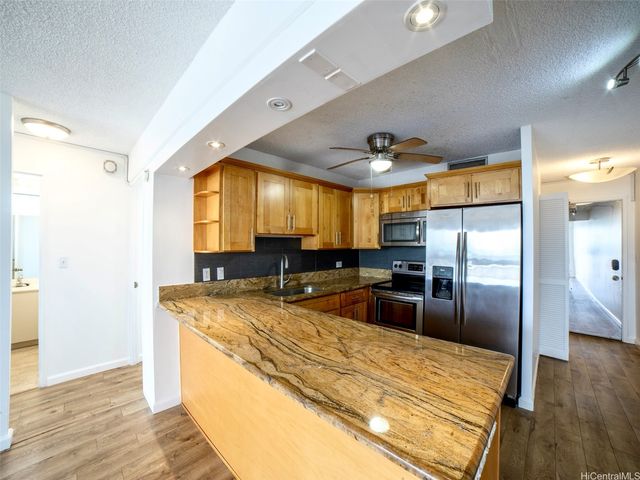 2575 Kuhio Avenue 1504, Honolulu, HI 96815
