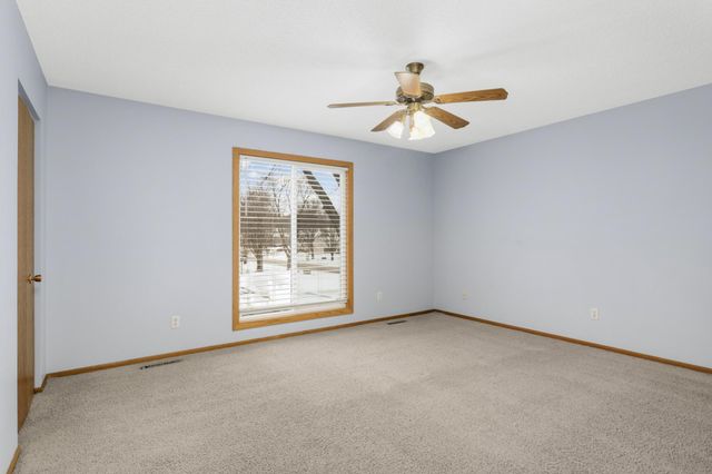 3558 Pilgrim Lane N, Plymouth, MN 55441