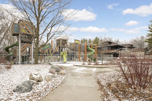 3558 Pilgrim Lane N, Plymouth, MN 55441