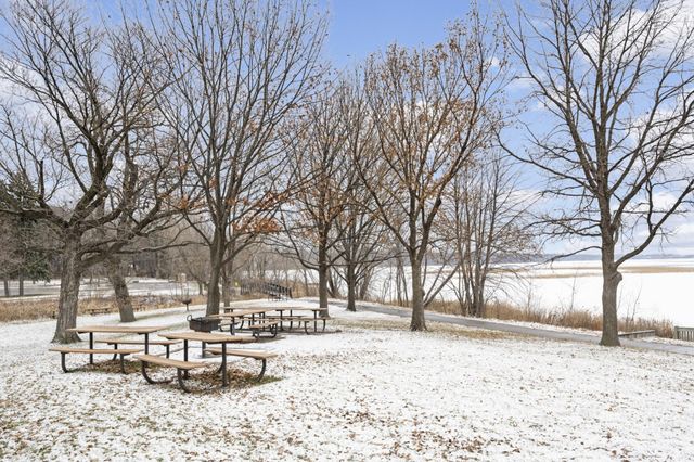 3558 Pilgrim Lane N, Plymouth, MN 55441