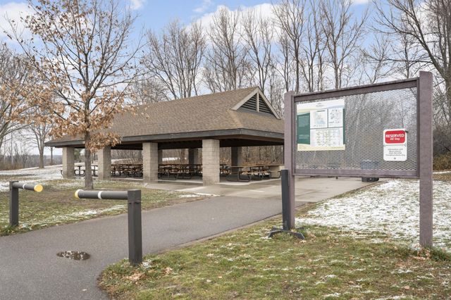 3558 Pilgrim Lane N, Plymouth, MN 55441