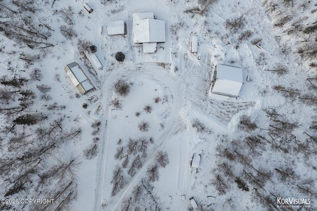 9911 N Runyon Circle, Palmer, AK 99645