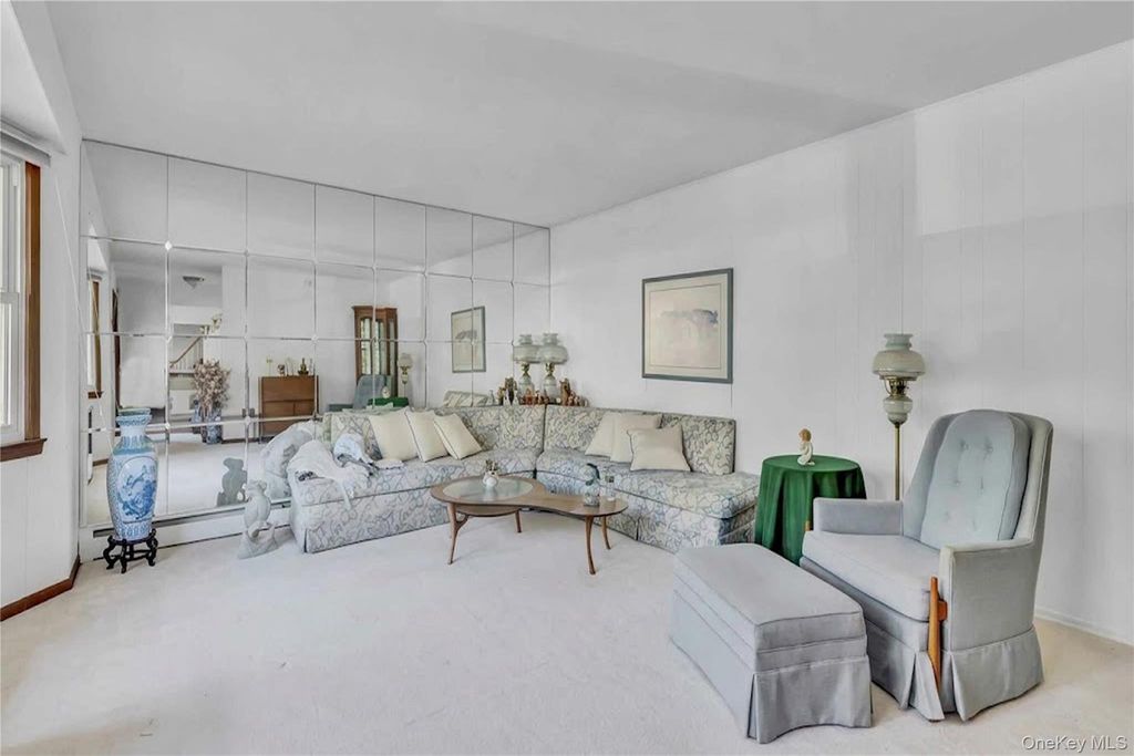 4 Stony Wood Road, East Setauket, NY 11733 — photo 3