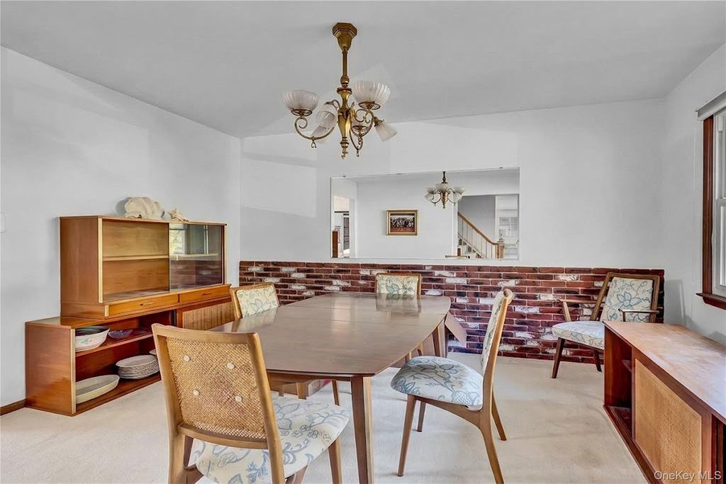 4 Stony Wood Road, East Setauket, NY 11733 — photo 4