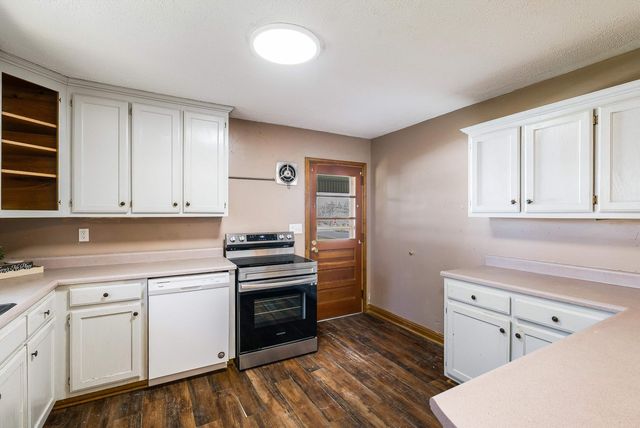 13 RIDGEWOOD DR, Verona, VA 24482