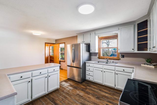 13 RIDGEWOOD DR, Verona, VA 24482