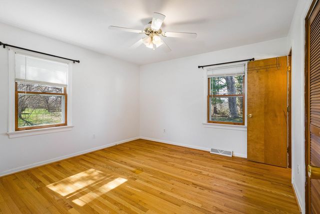 13 RIDGEWOOD DR, Verona, VA 24482