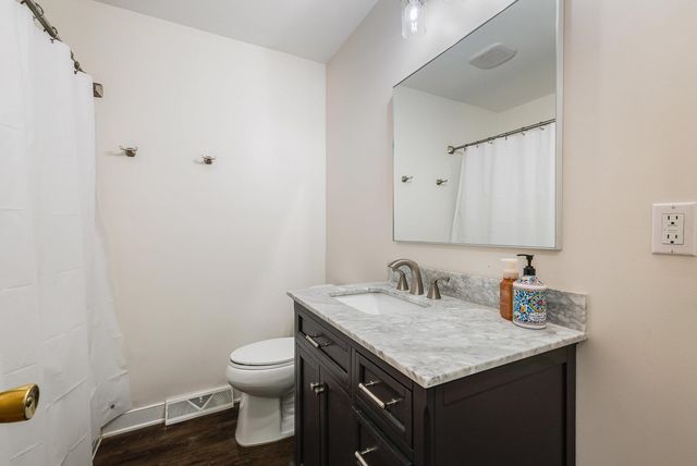 13 RIDGEWOOD DR, Verona, VA 24482