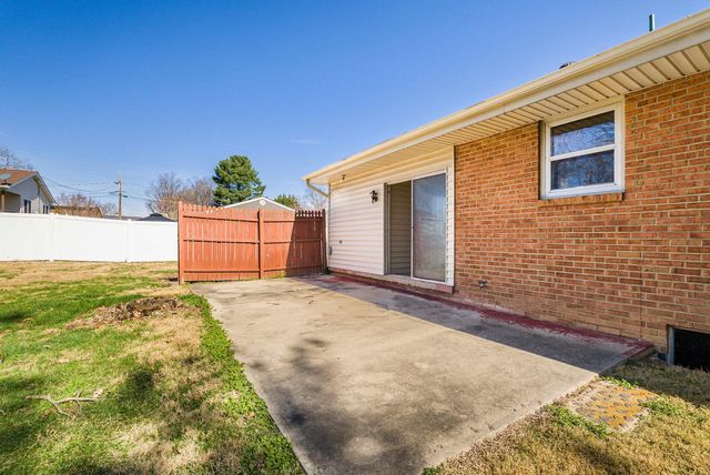 13 RIDGEWOOD DR, Verona, VA 24482