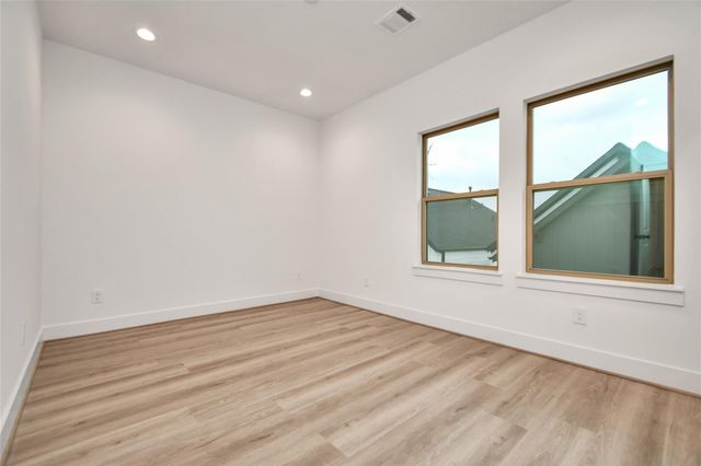 4541 Old Yale Street, Houston, TX 77018