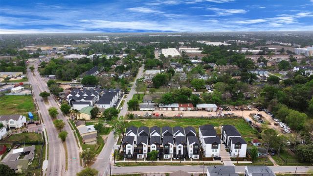 4541 Old Yale Street, Houston, TX 77018
