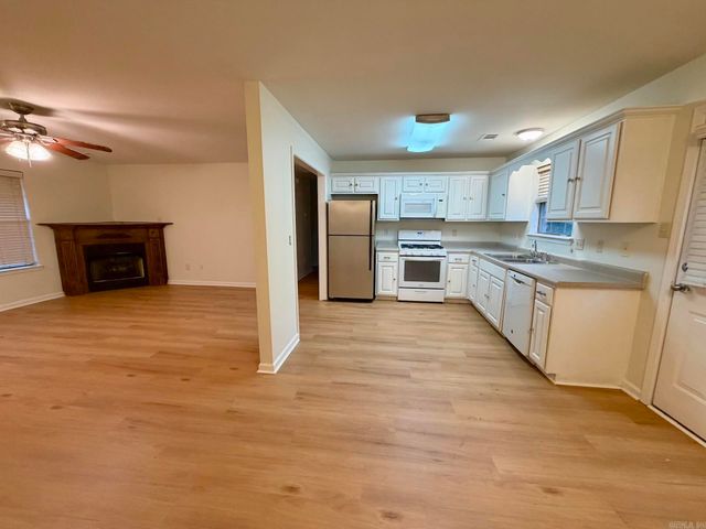 3011 SHARON COVE, Benton, AR 72019