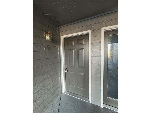 2575 S Syracuse Way J102, Denver, CO 80231
