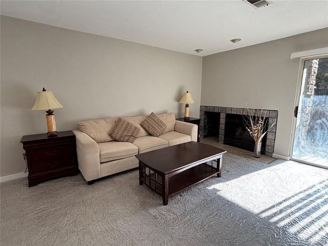 2575 S Syracuse Way J102, Denver, CO 80231