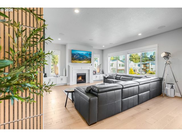 2625 Satter St, West Linn, OR 97068