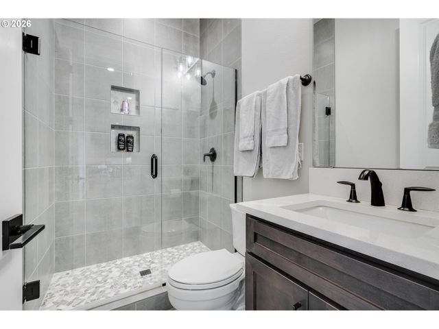 2625 Satter St, West Linn, OR 97068