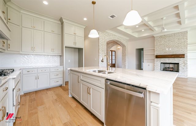 389 Newburn Lane, Shreveport, LA 71106