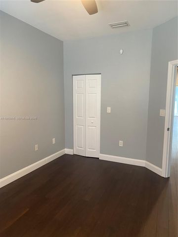 2706 NE 30th Place 2706, Fort Lauderdale, FL 33306