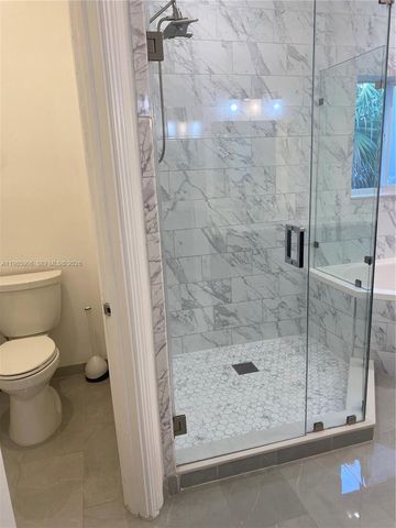 2706 NE 30th Place 2706, Fort Lauderdale, FL 33306