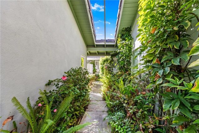 1907 Leeward, Newport Beach, CA 92660