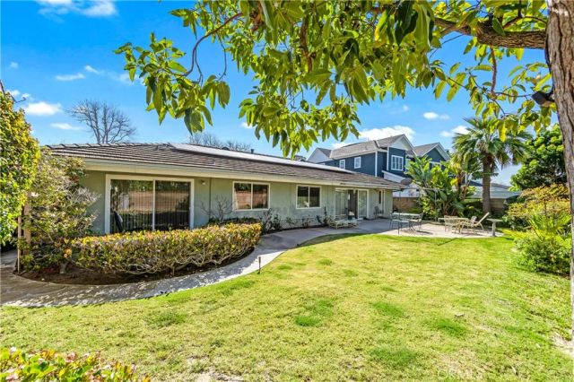 1907 Leeward, Newport Beach, CA 92660