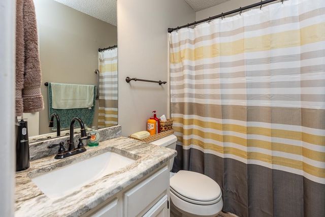 7869 BLAND LN, Memphis, TN 38133
