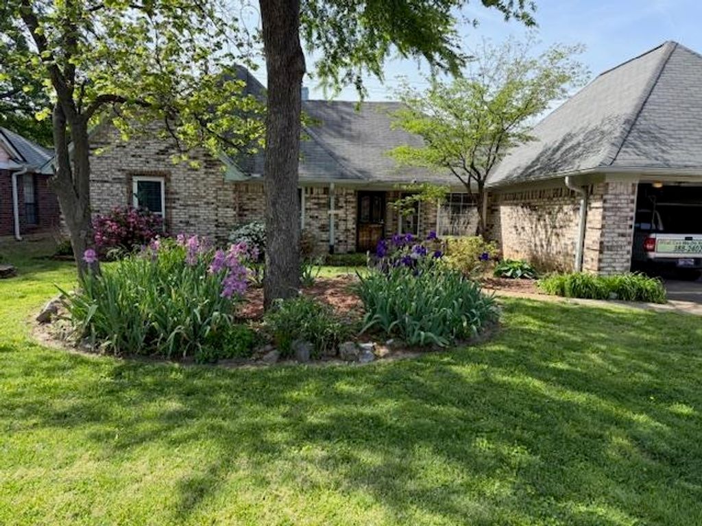 7869 BLAND LN, Memphis, TN 38133