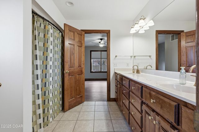 4345 Rob Lane, Joplin, MO 64801