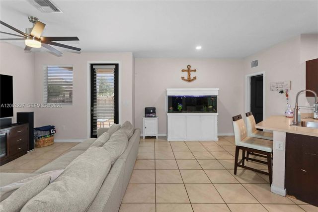 24303 SW 118th Ave, Homestead, FL 33032