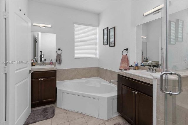 24303 SW 118th Ave, Homestead, FL 33032
