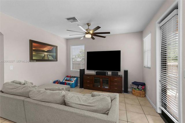 24303 SW 118th Ave, Homestead, FL 33032