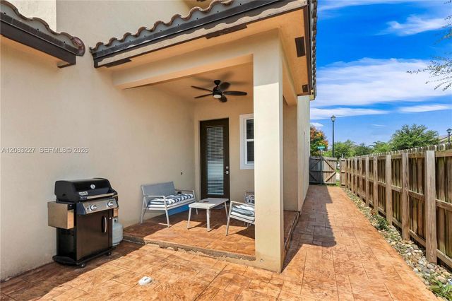 24303 SW 118th Ave, Homestead, FL 33032