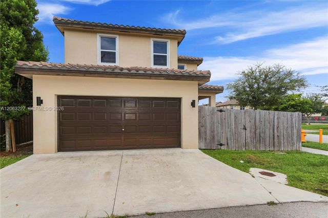 24303 SW 118th Ave, Homestead, FL 33032