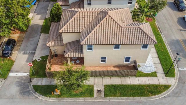 24303 SW 118th Ave, Homestead, FL 33032