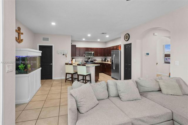 24303 SW 118th Ave, Homestead, FL 33032