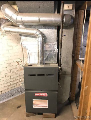 77 Meech Avenue, Buffalo, NY 14208