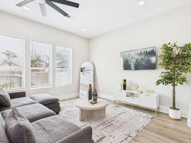 6310 Norland Street A, Houston, TX 77022